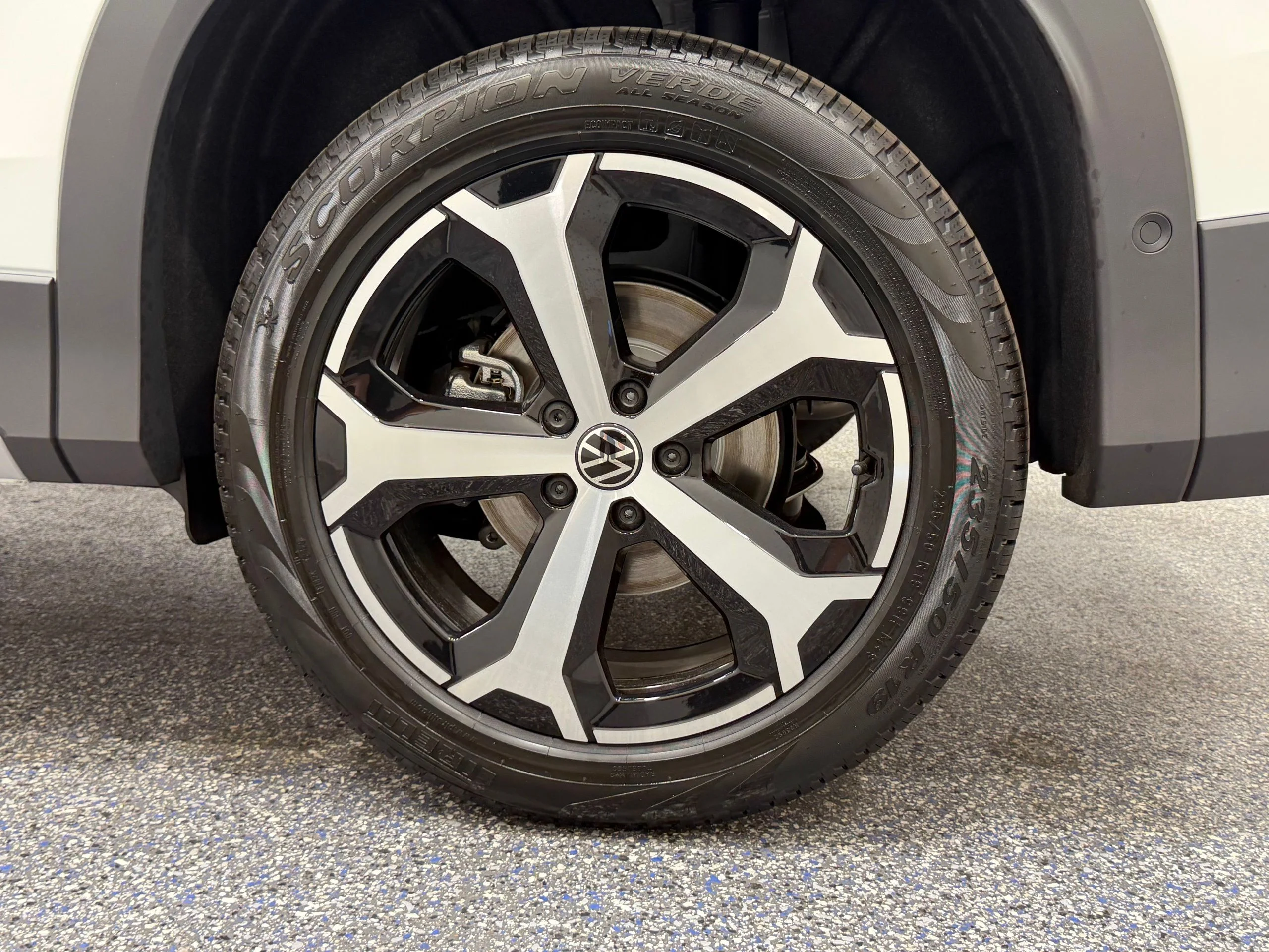 New 2026 White Volkswagen SE image 12