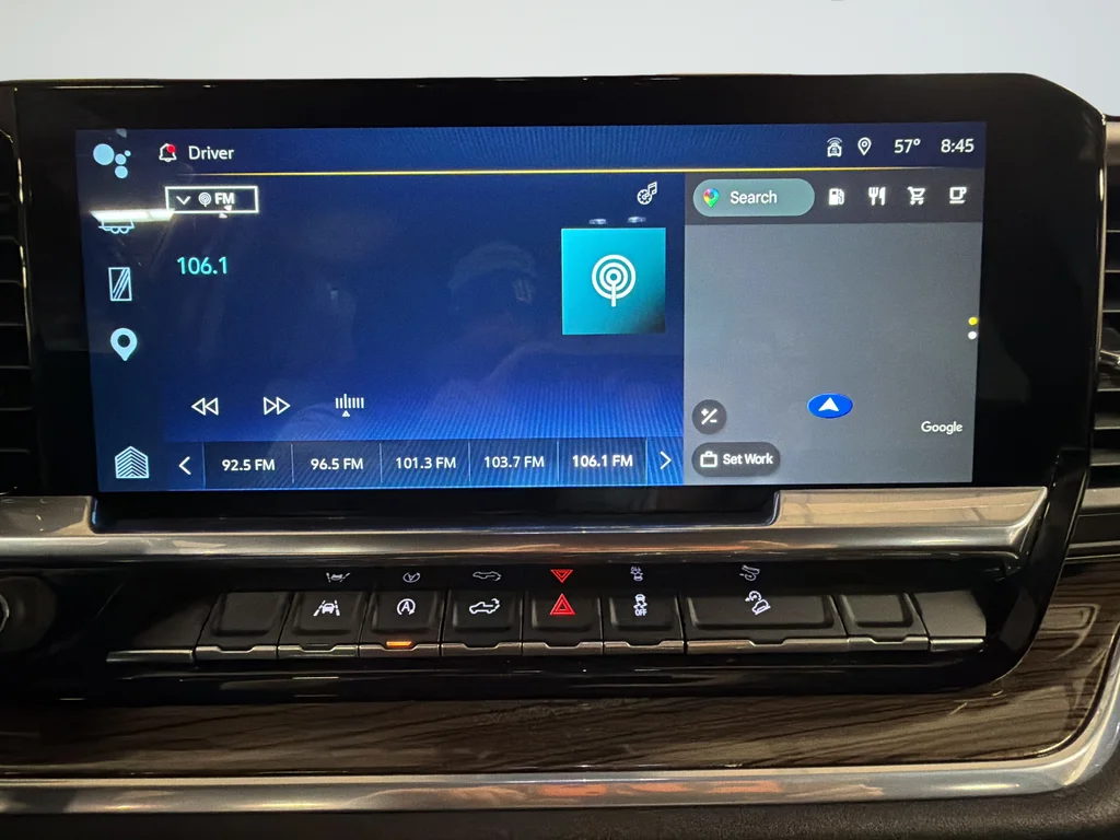 Used 2022 Gray Chevrolet LT image 23