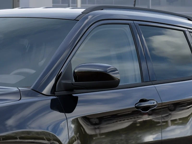 New 2026 Diamond Black Crystal Pearl-Coat Exterior Paint Jeep Latitude image 12