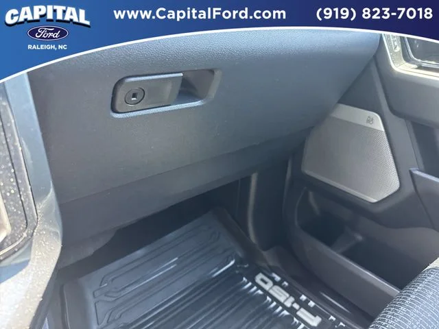 Used 2023 Black Ford XLT image 27