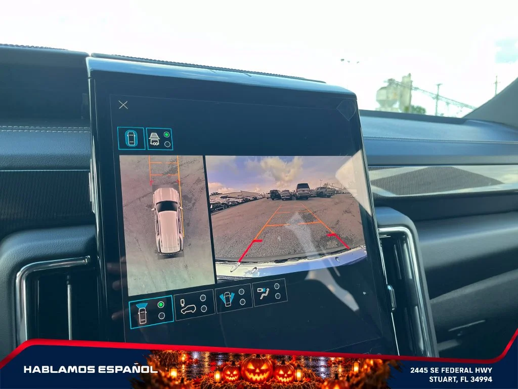 New 2027 Onyx Black GMC Elevation image 30