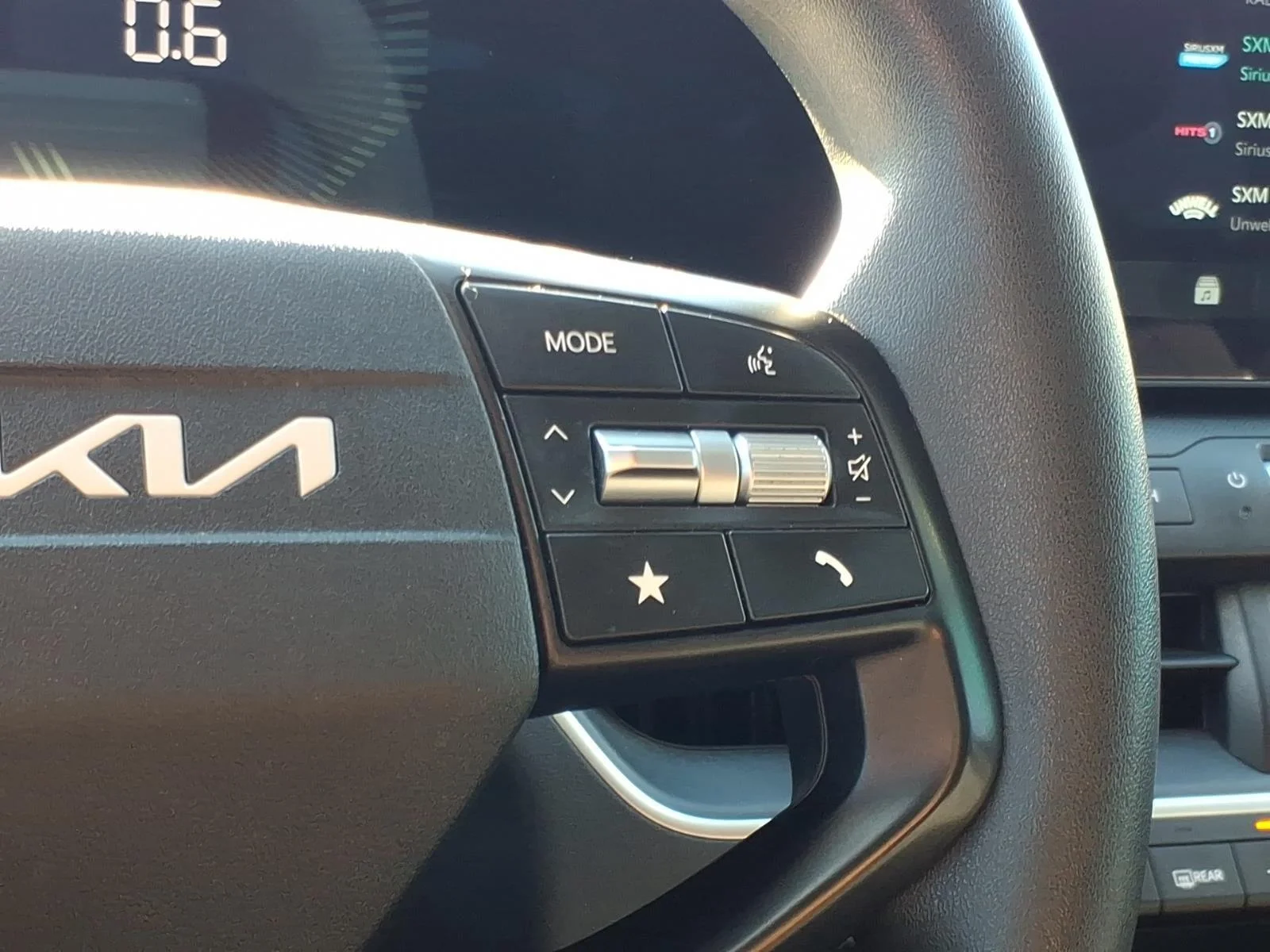Used 2026 Steel Gray Kia LXS image 27