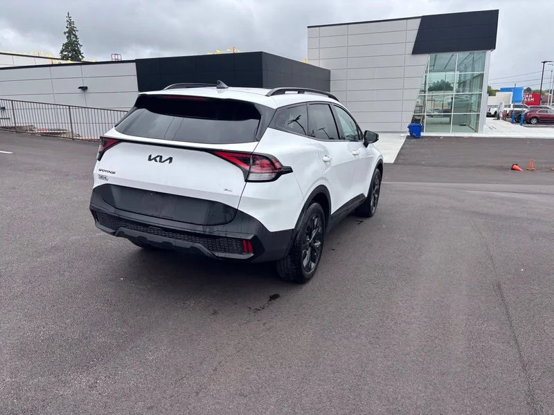 Used 2025 White Kia X-Line image 8