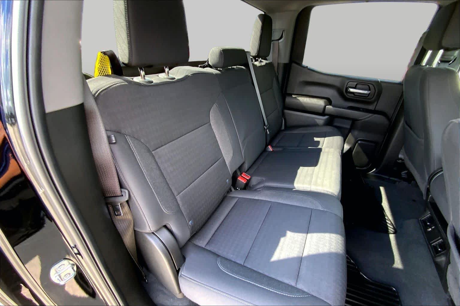 Used 2025 Black Chevrolet Custom image 19