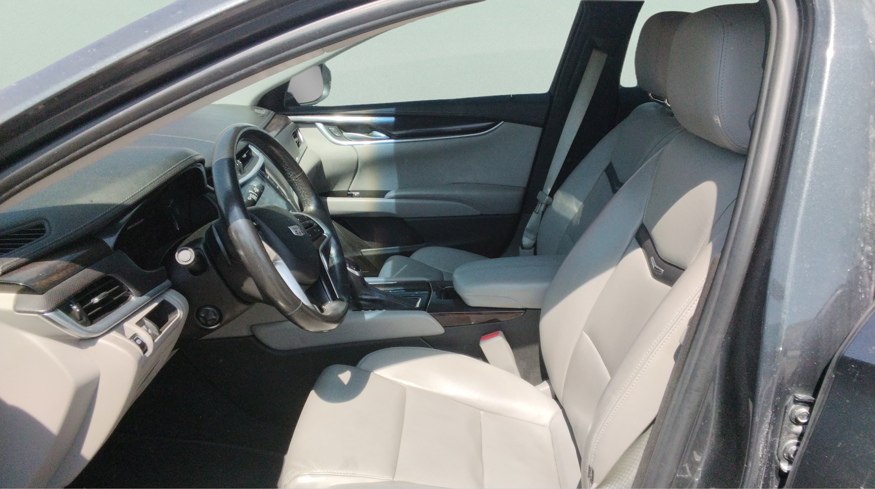 Used 2017 Gray Cadillac  image 10