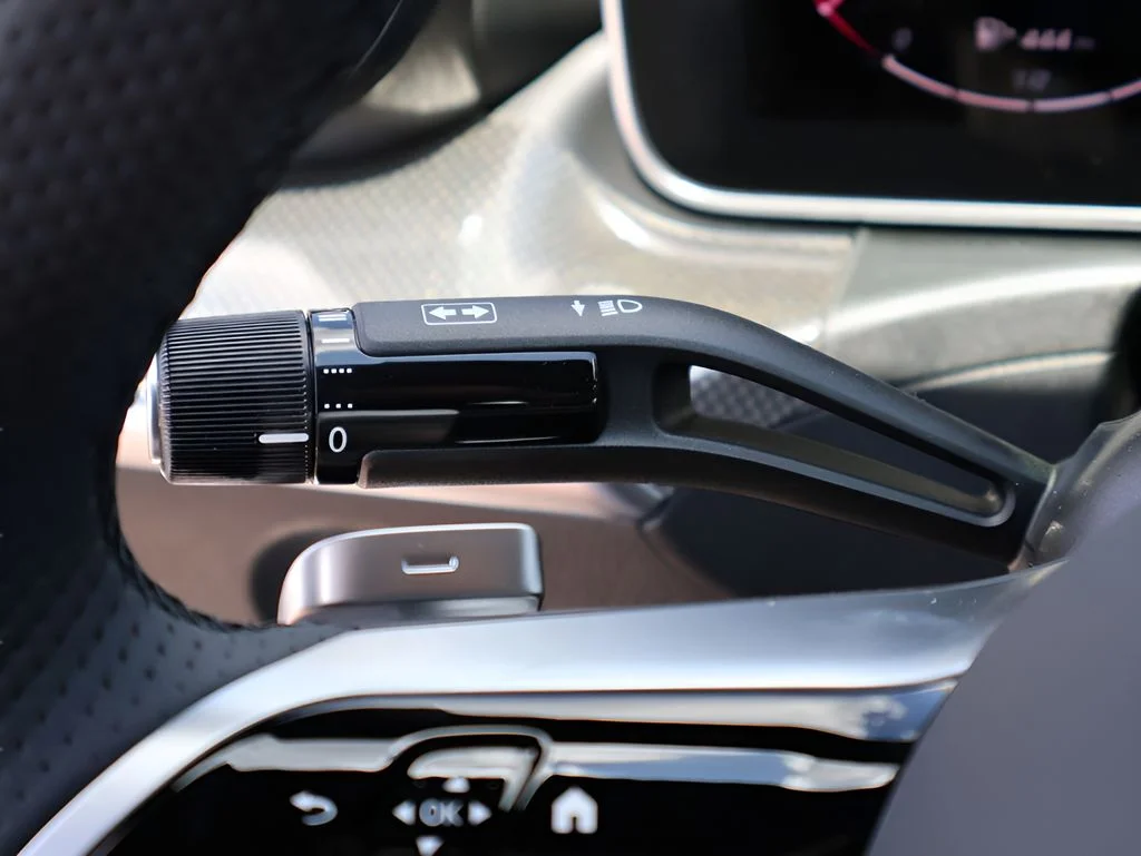New 2026 Polar White Mercedes-Benz C 300 image 32