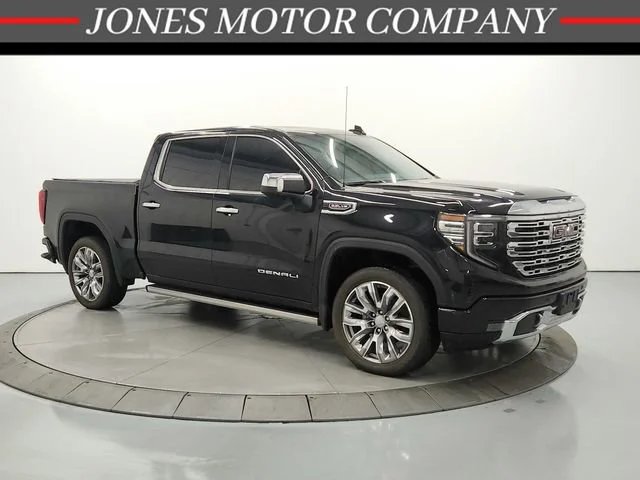 2024 GMC Sierra Denali 4WD Crew Cab Short Box's photo
