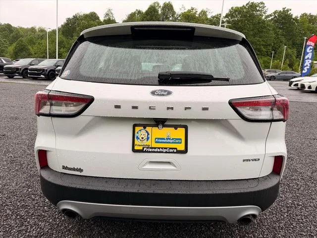 Used 2022 White Ford S image 11