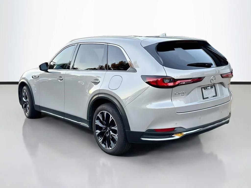 Certified Used 2024 Platinum Mazda Premium image 5