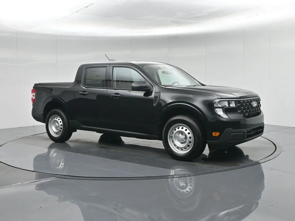 New 2026 Shadow Black Ford XL image 5