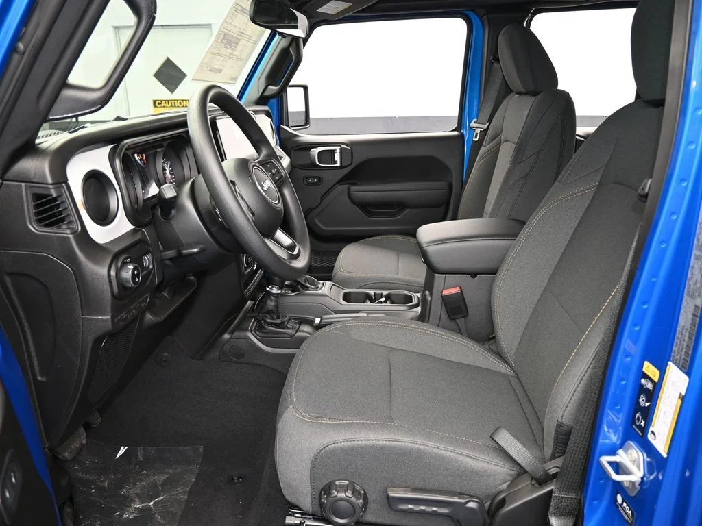 New 2026 Hydro Blue Pearl-Coat Exterior Paint Jeep Sport image 11