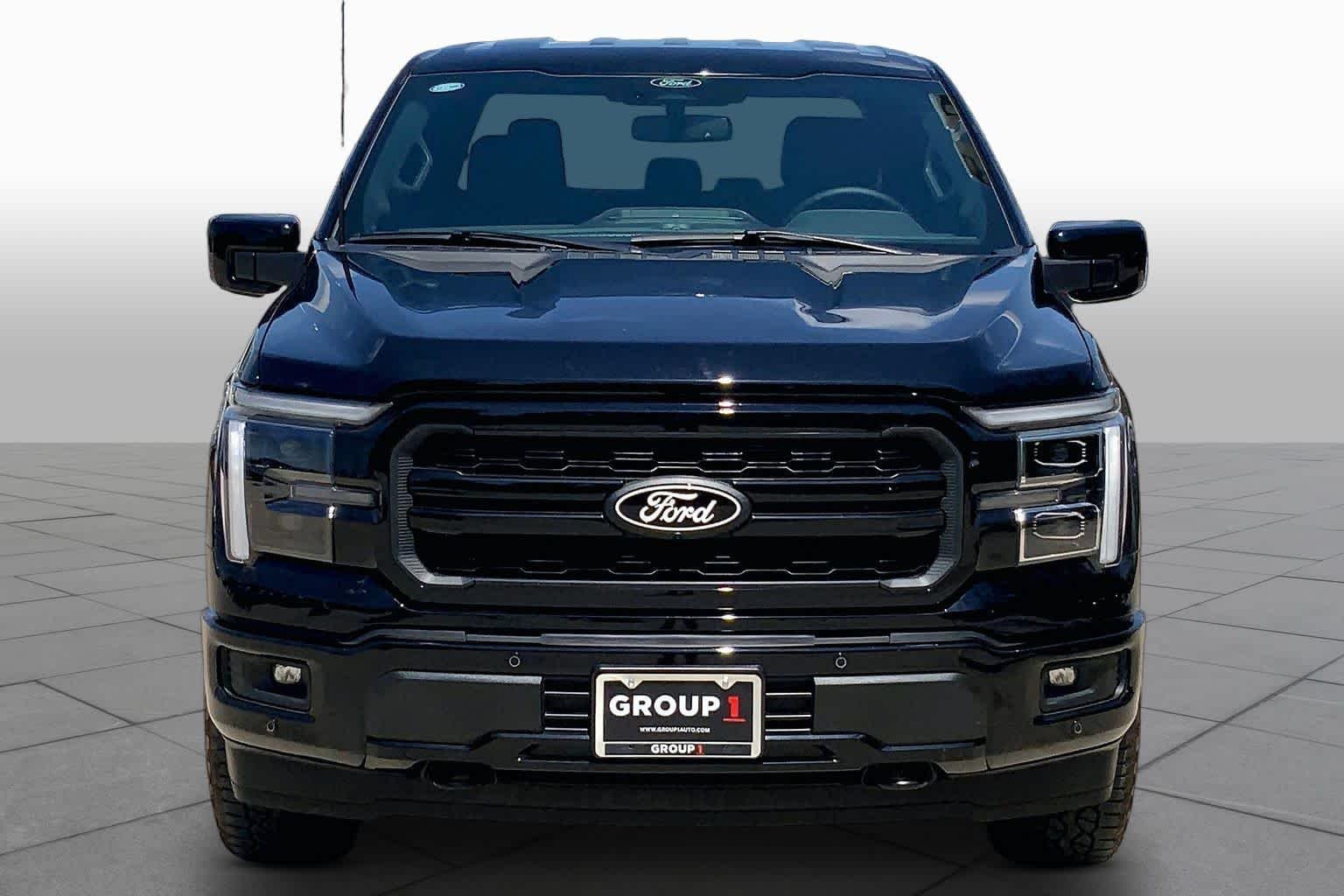 Used 2025 Agate Black Metallic Ford LARIAT image 6
