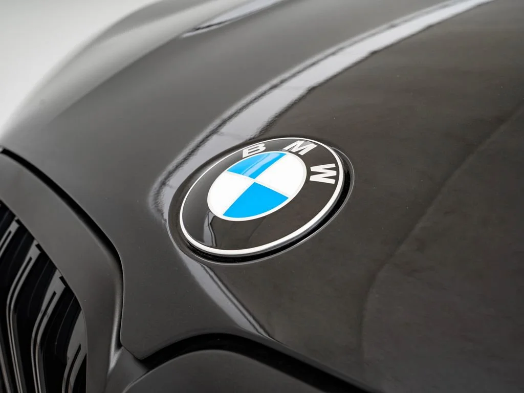 New 2027 Black Sapphire Metallic BMW xDrive40i image 3