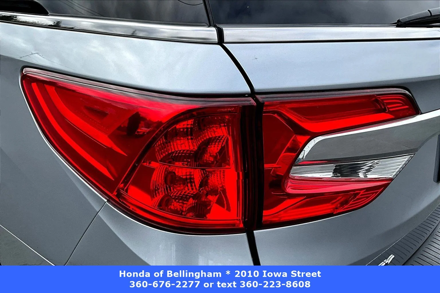 Used 2018 Lunar Silver Metallic Honda EX-L image 21