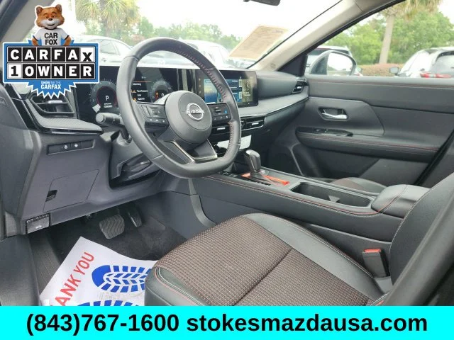 Used 2025 Black Nissan SR image 18