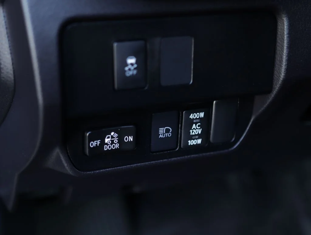 Used 2022 Green Toyota TRD Off-Road image 10