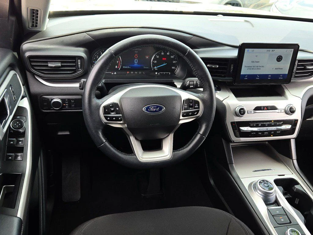 2022 Ford Explorer XLT - Photo 18