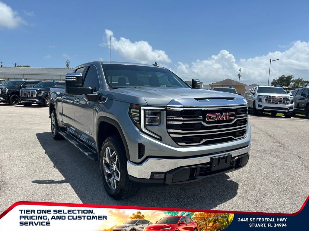 Used 2025 Sterling Metallic GMC SLT image 3