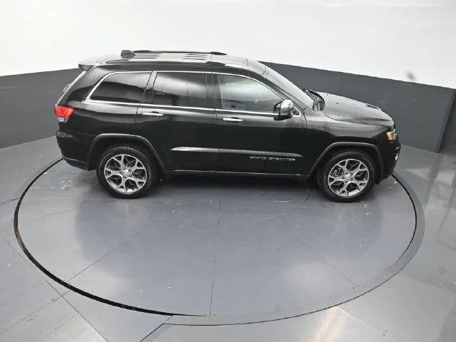 Used 2019 Black Jeep Limited image 19