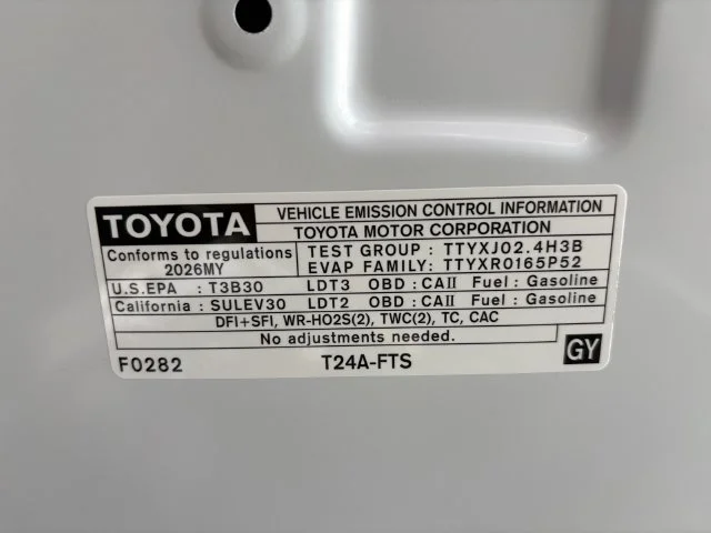 New 2026 Wind Chill Pearl <sup>1</sup> Toyota  XLE image 10