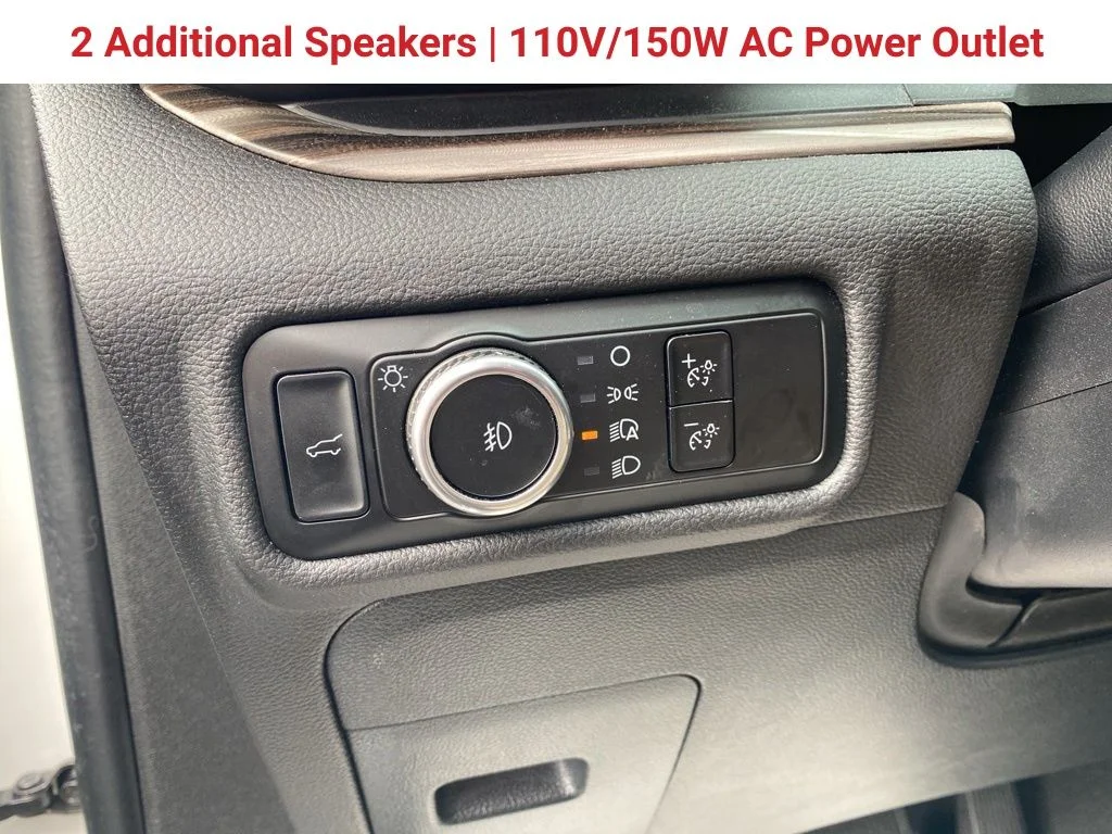 Used 2023 White Ford Limited image 16