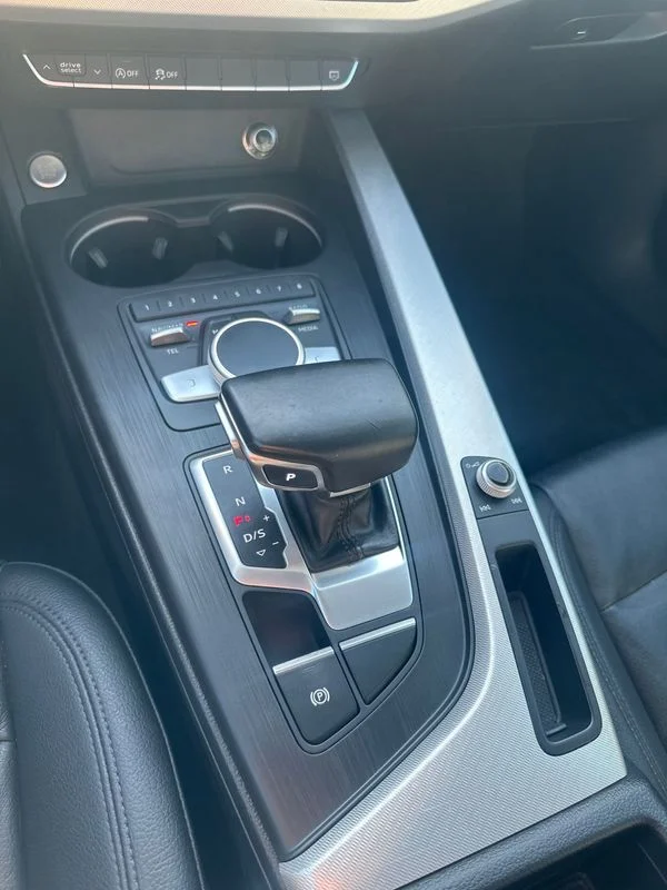 Used 2017  Audi 2.0T Premium image 24