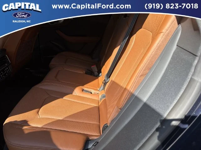 Used 2025  Audi 55 Prestige image 18