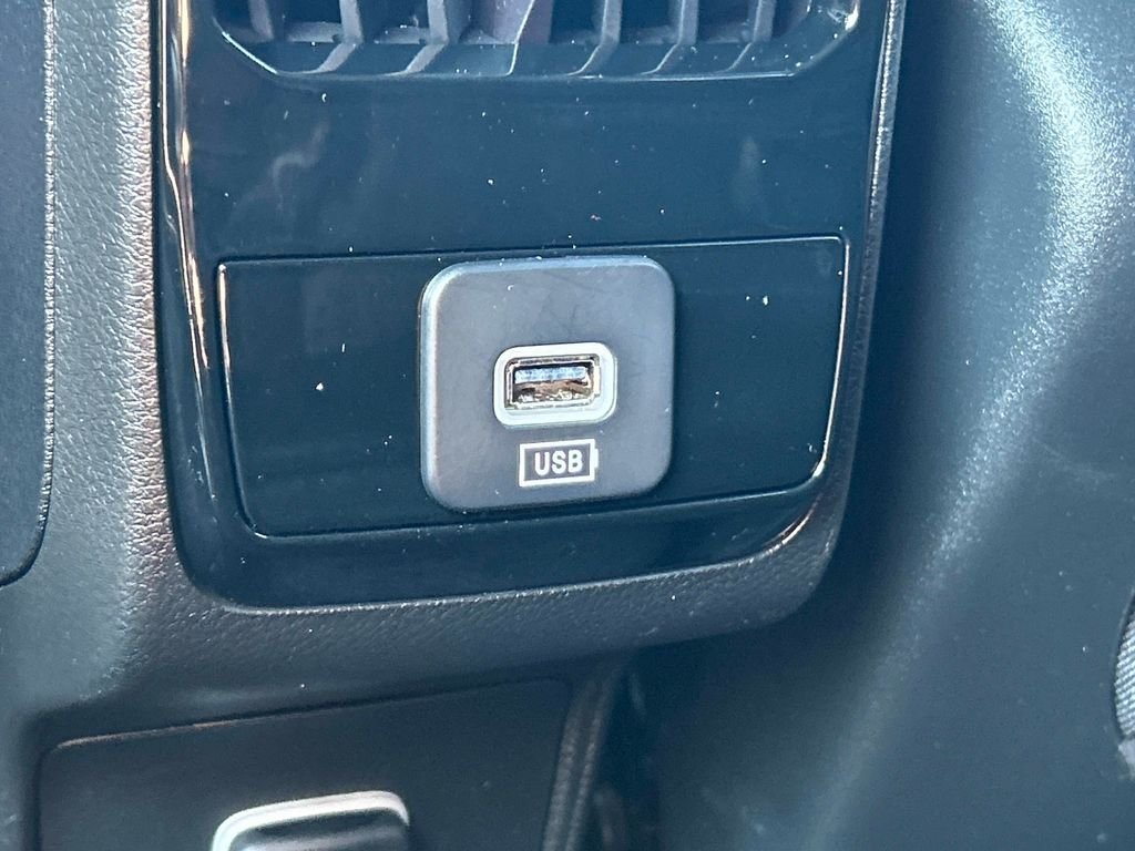 Used 2023 Gray Jeep Latitude image 18