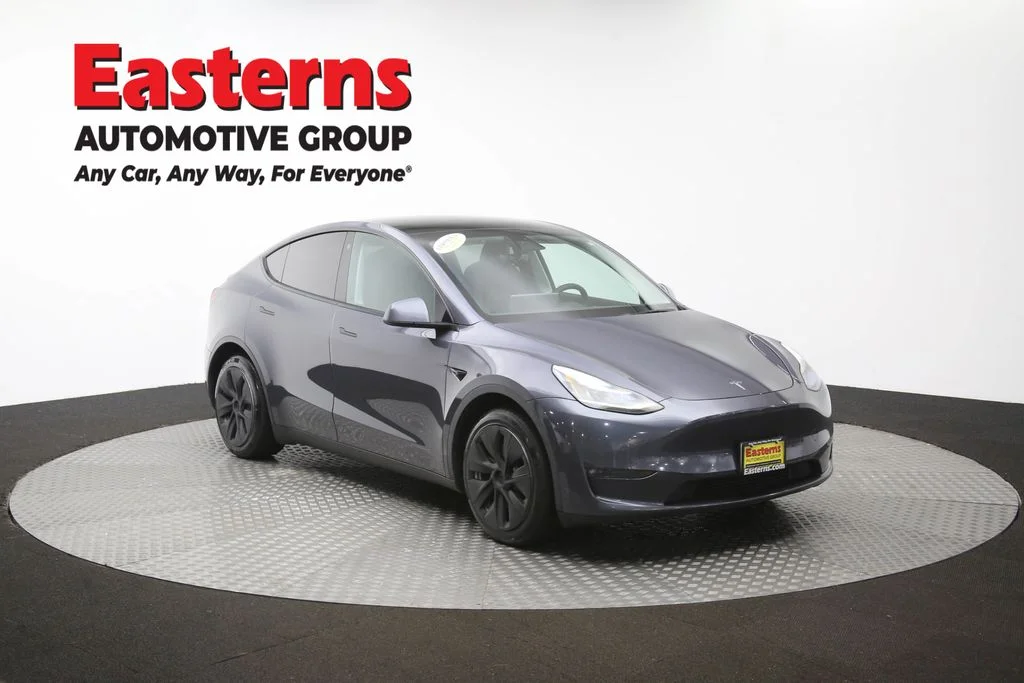 Used 2022 Gray Tesla Long Range image 44