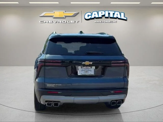 Used 2025 Blue Chevrolet LT image 4