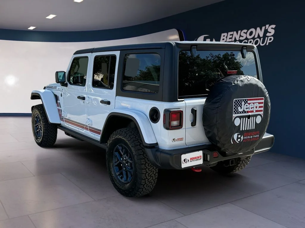 New 2026 White/off-white Jeep  image 3