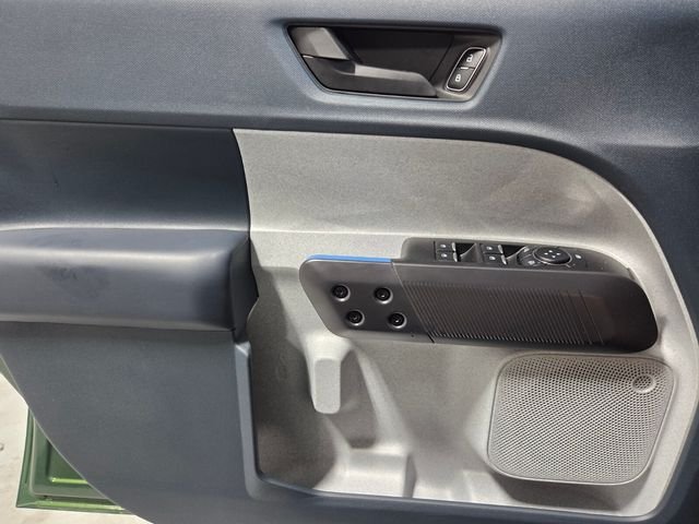 Used 2025 Green Ford XLT image 26