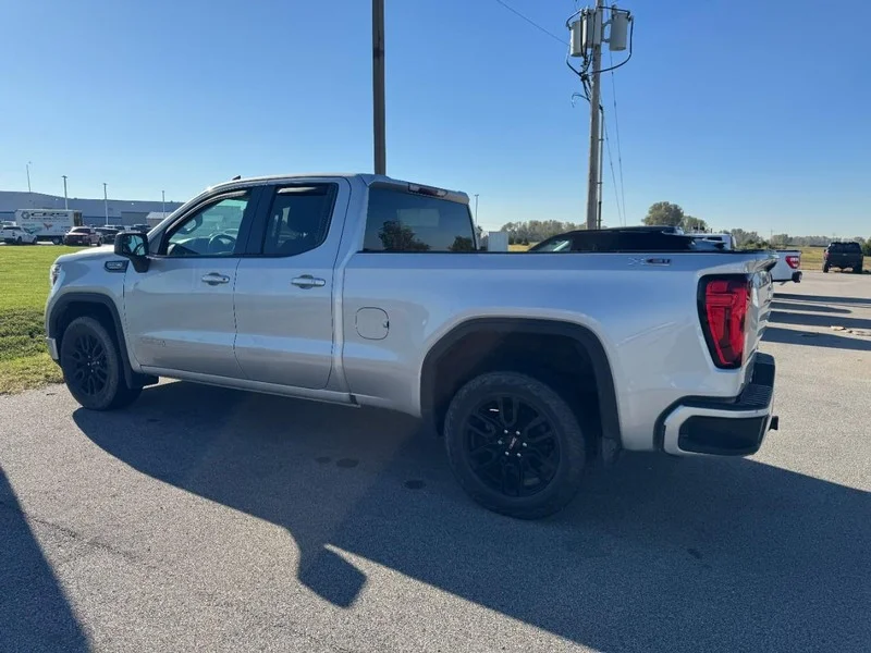 Used 2019 Quicksilver Metallic GMC 4WD Double Cab 147" Elevation image 4
