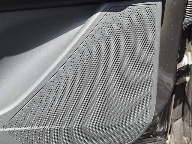 New 2026 Interstellar Gray Kia LX image 11