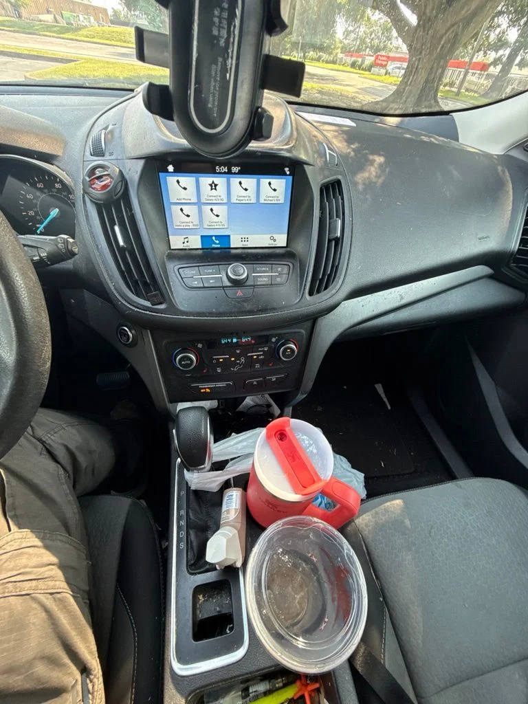 Used 2019 Silver Ford SE image 22