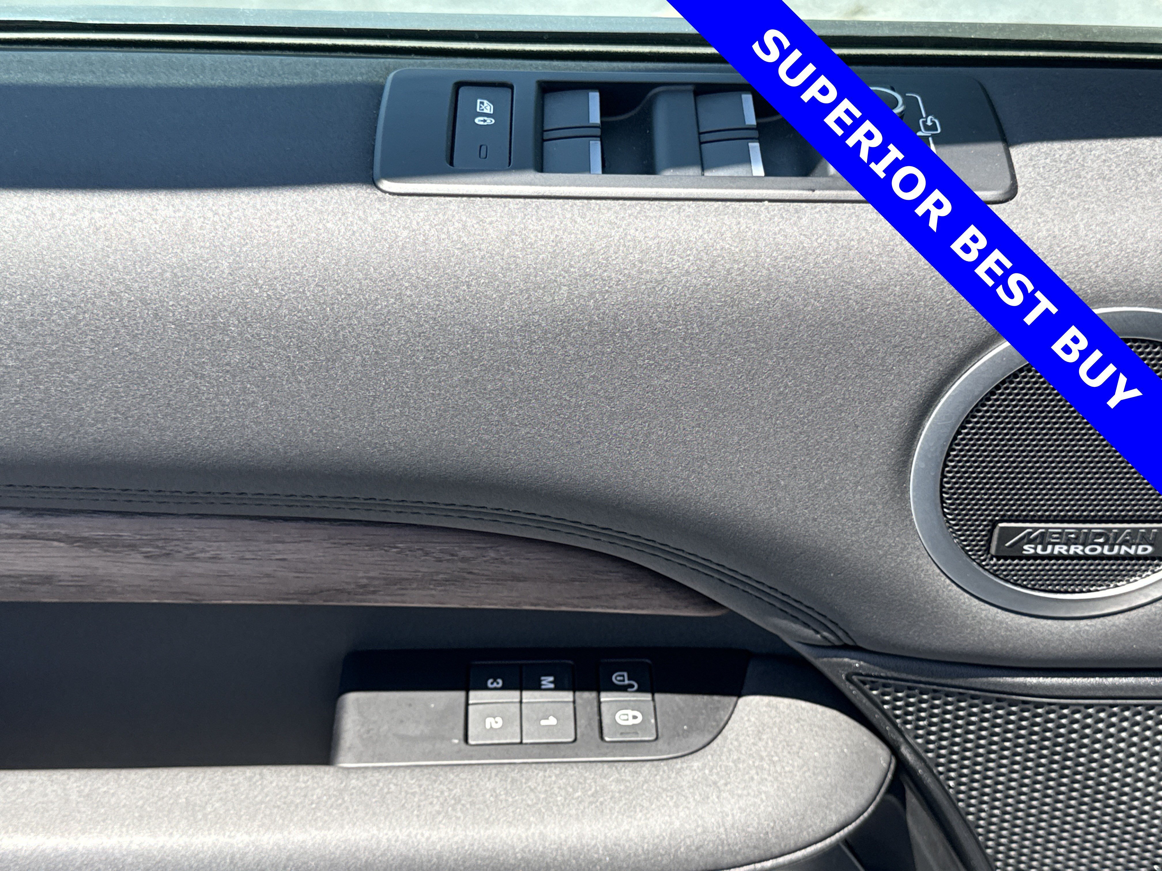 Used 2020 Indus Silver Metallic Land Rover HSE 4WD image 18