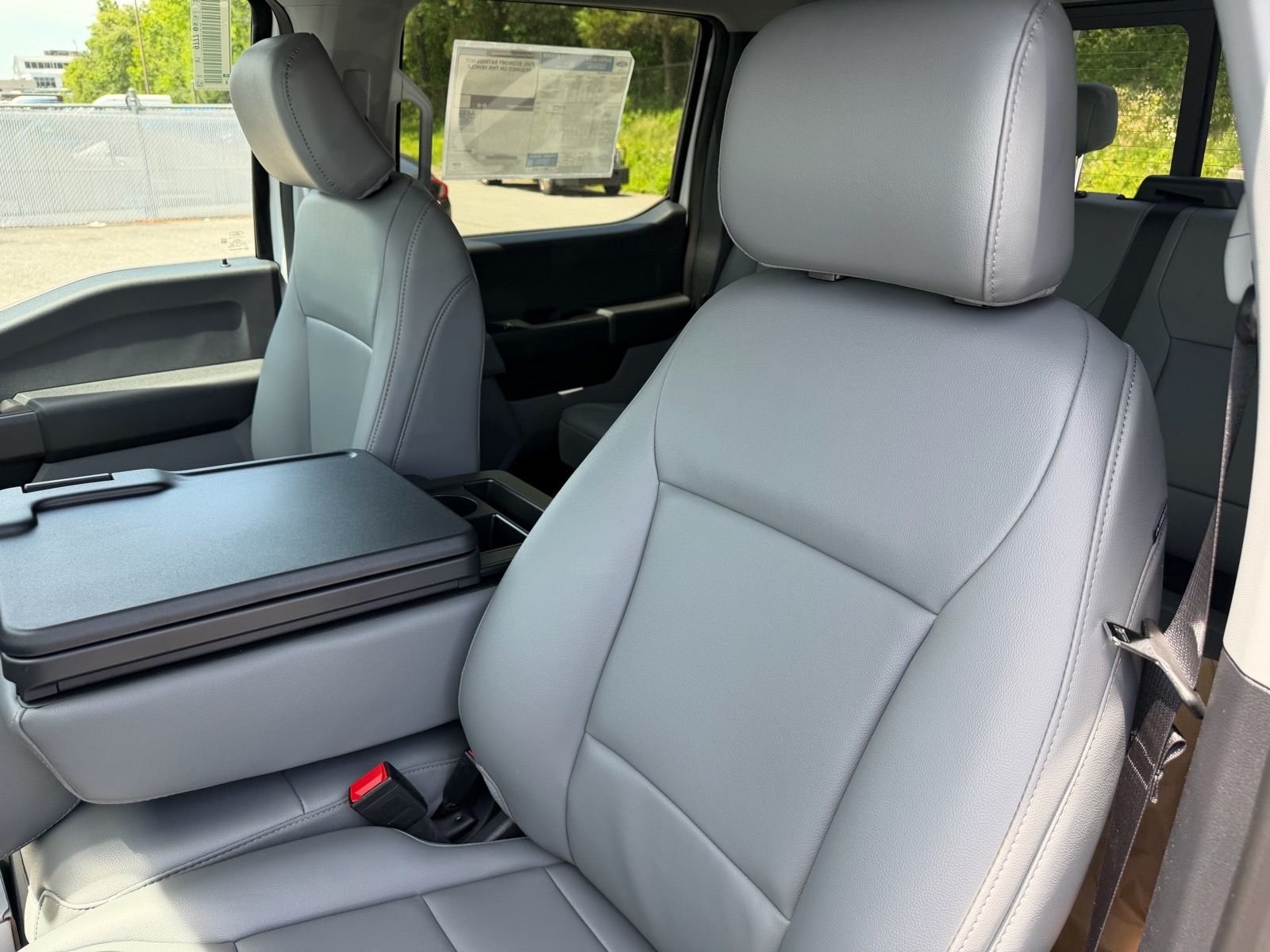 New 2026 Oxford White Ford F-350® XL image 10
