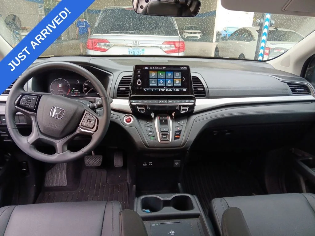 Used 2026 Platinum White Pearl Honda EX-L image 5