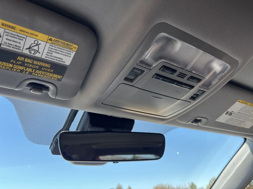 Used 2019 Silver Toyota XLE image 26