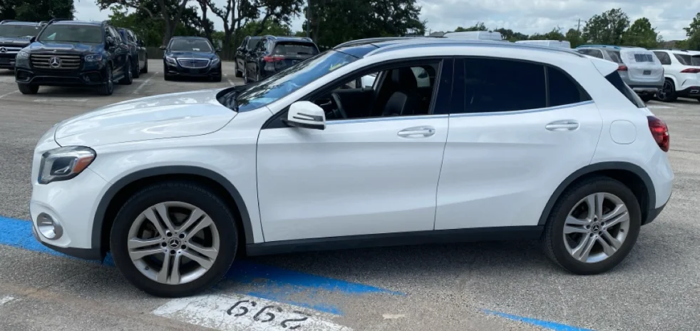 Used 2019 White Mercedes-Benz GLA 250 image 4