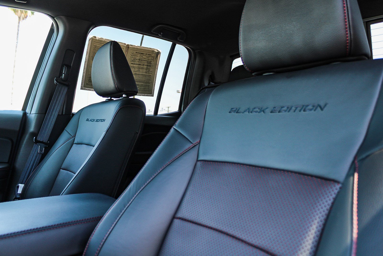 2025 Honda Ridgeline Black Edition - Photo 51