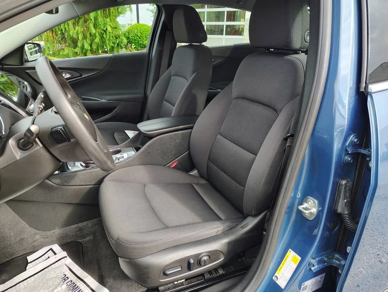 Used 2024 Blue Chevrolet LT image 12