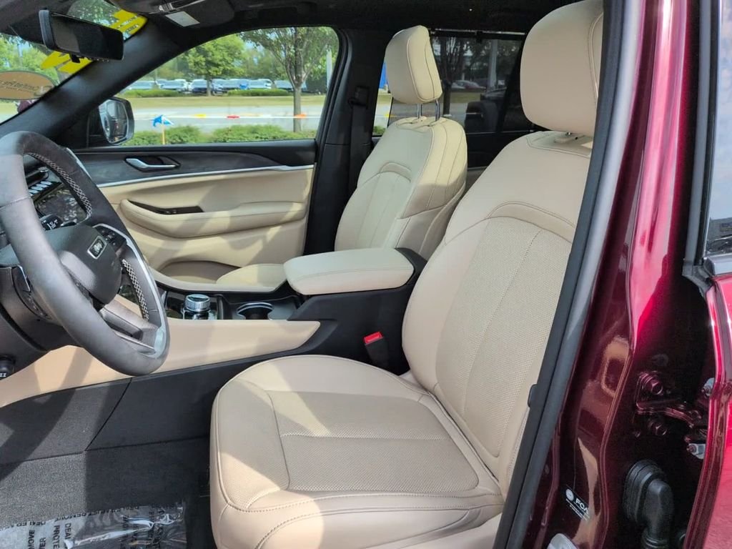 Certified Used 2025 Velvet Jeep Limited image 20
