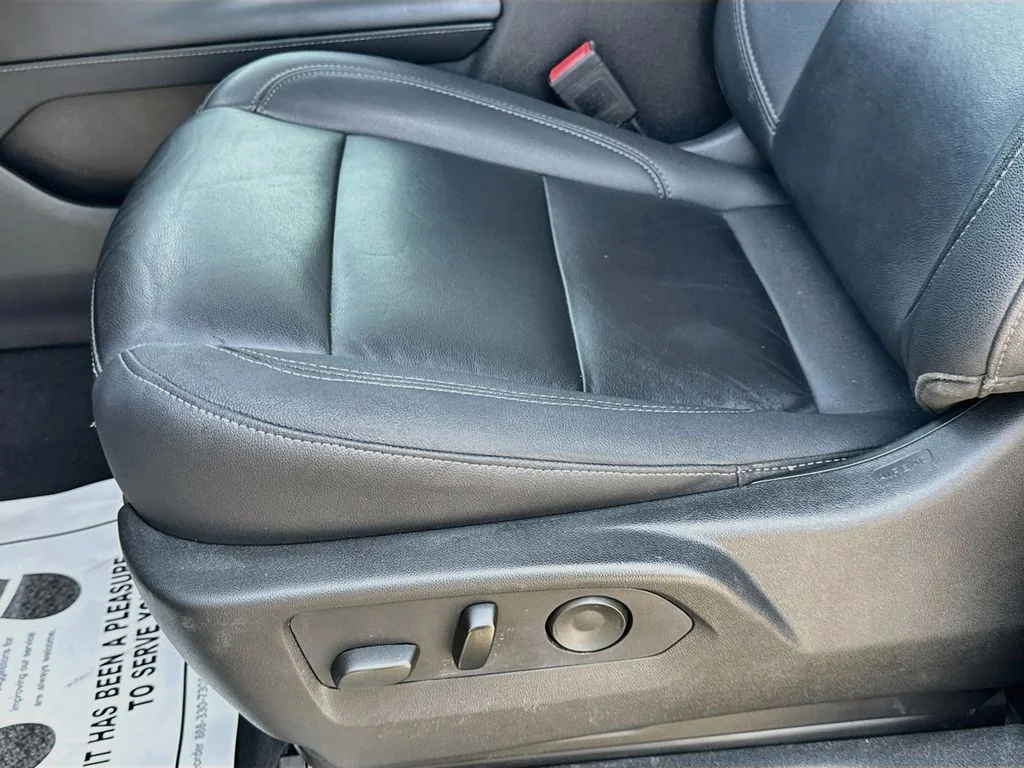 Used 2024 Black Chevrolet Z71 image 22