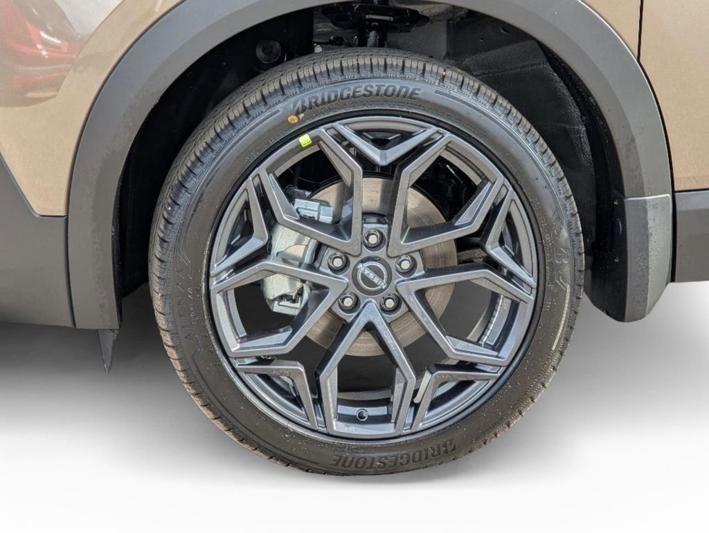 2026 Nissan KICKS SR - Photo 9