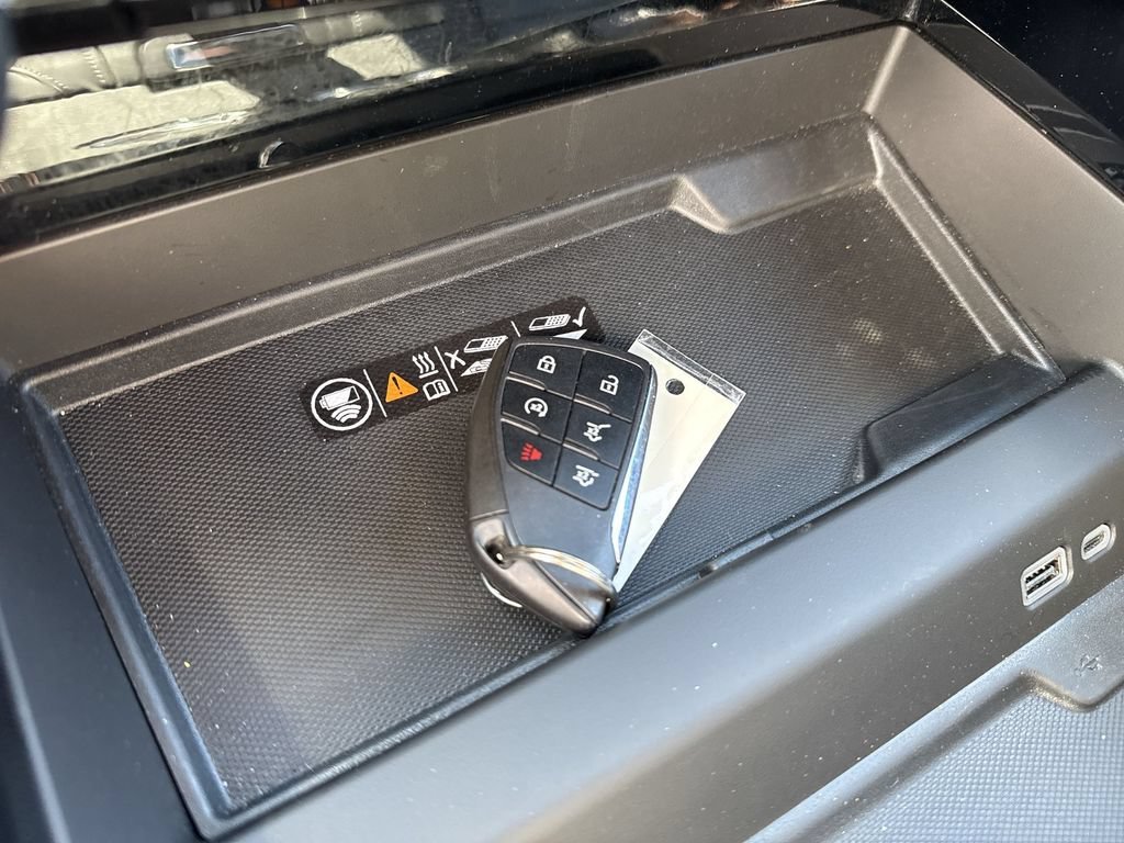 2025 Chevrolet Tahoe LT - Photo 34