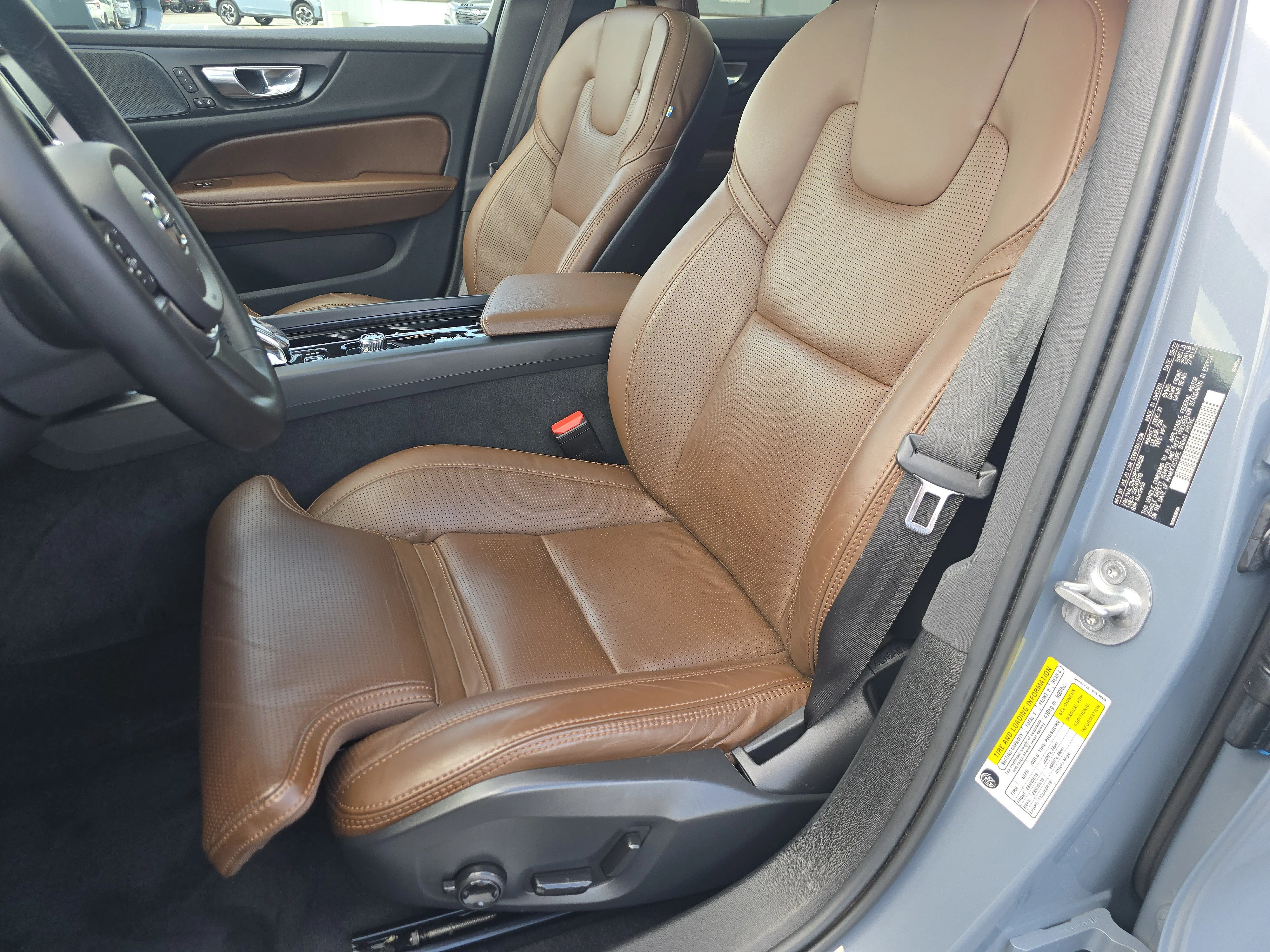 Used 2023 Thunder Grey Metallic Volvo Ultimate image 23