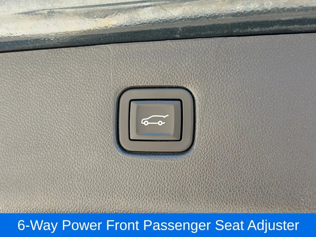 Used 2020 Gray Chevrolet LT image 17
