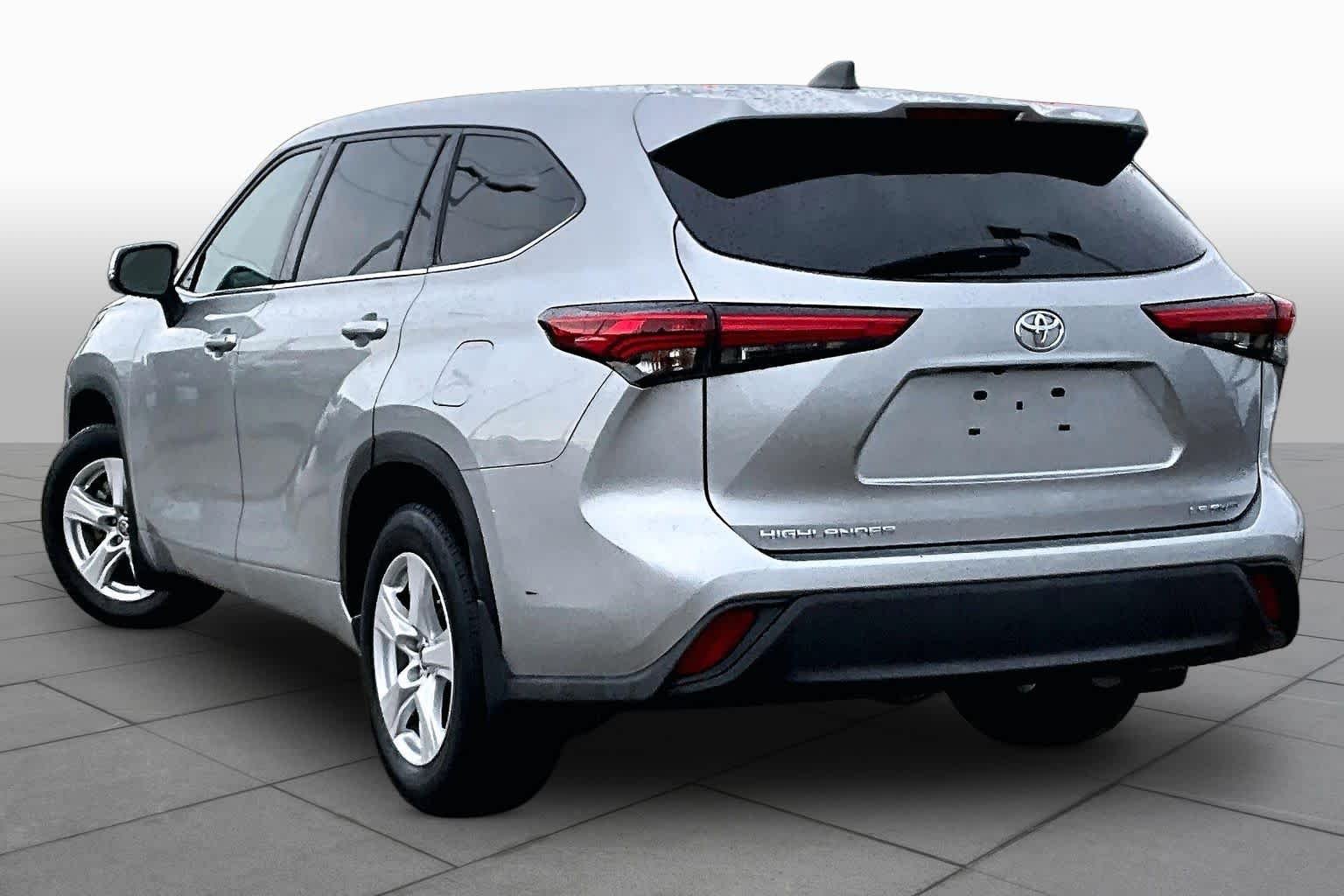 Used 2022 Celestial Silver Metallic Toyota LE image 12