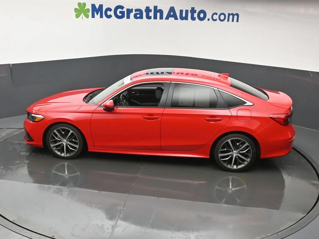 Used 2024 Red Honda Touring image 24